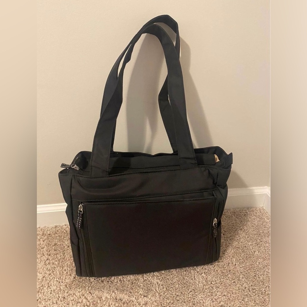 Medela Breast Pump Messenger Bag with BREAST PUMP NEVER USED